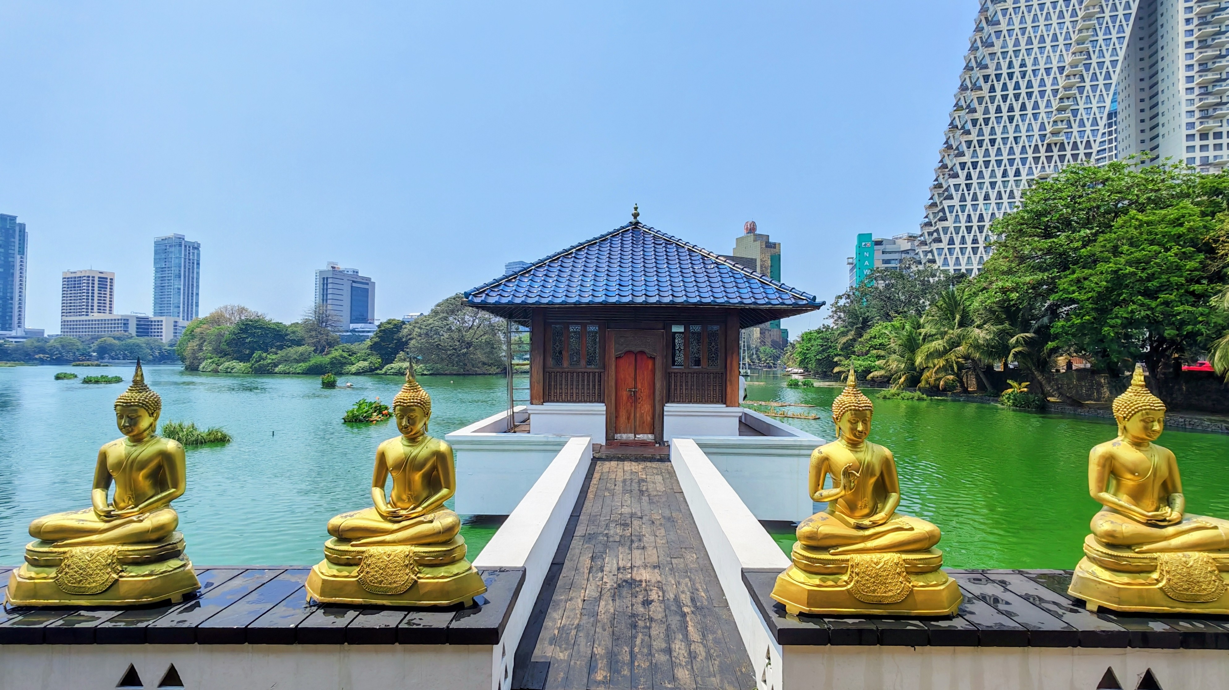 Colombo in un giorno: templi, mercati e tramonto sull'Oceano Indiano