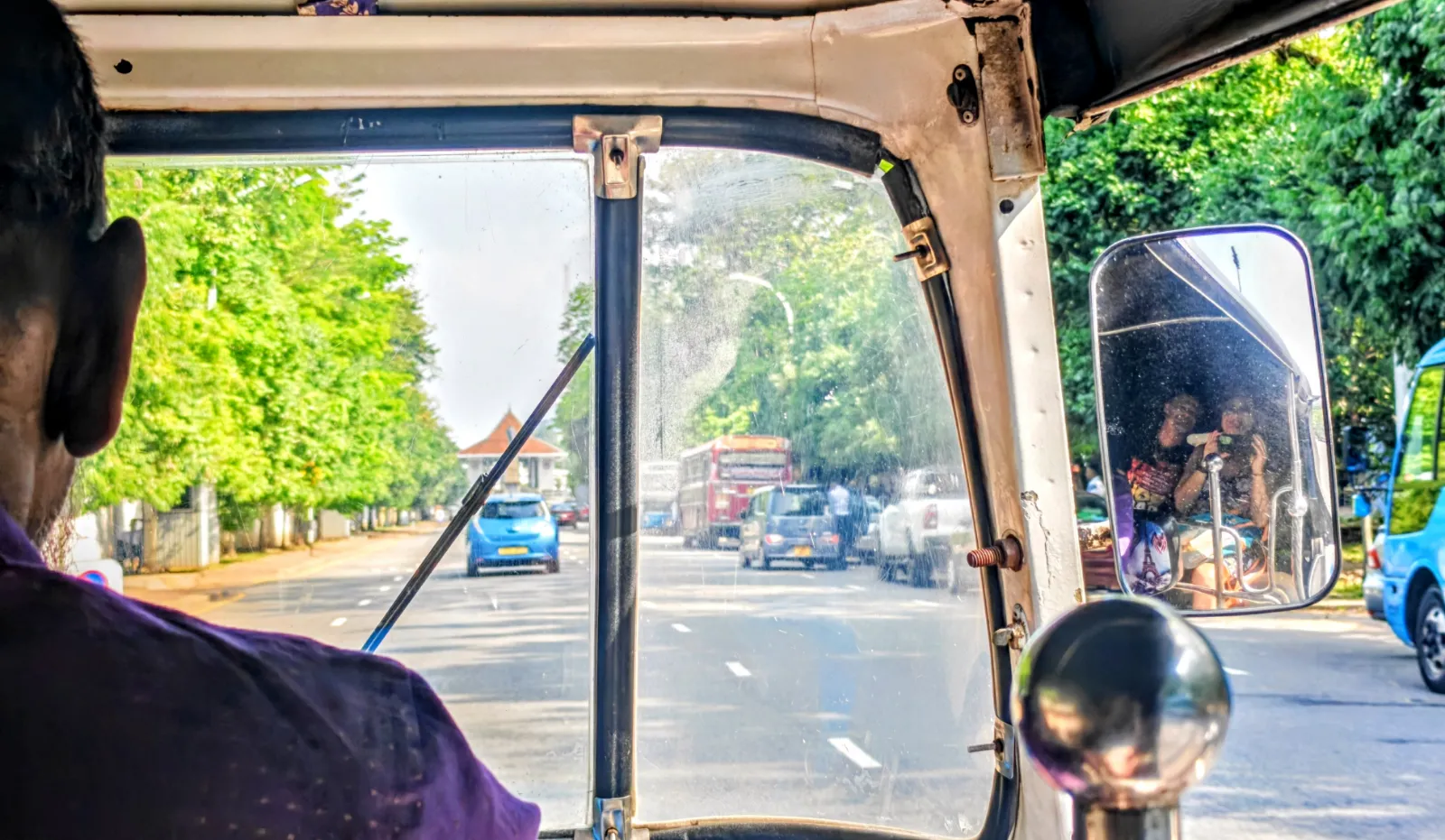 Noi in tuk tuk